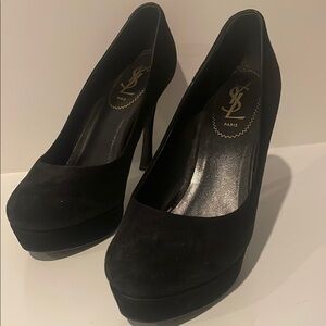 Yves Saint Laurent Women's Black Pumps